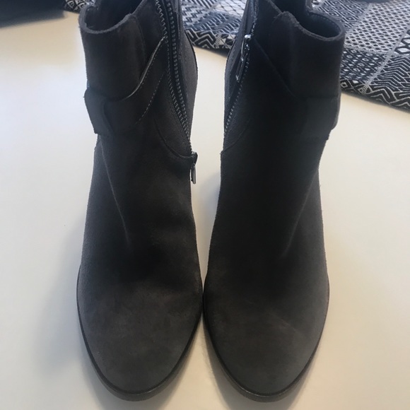 Colé Haan great suede short booties - Picture 2 of 4